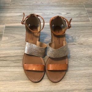 Leather block heel sandals